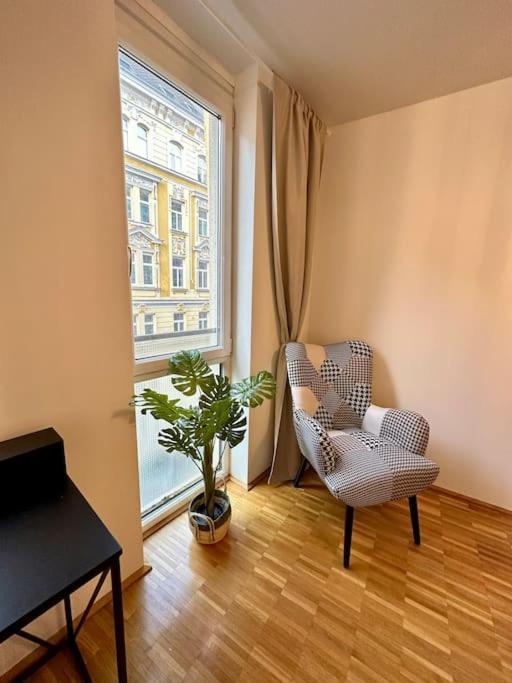 3-Room Vienna Centrale Suite Exterior foto